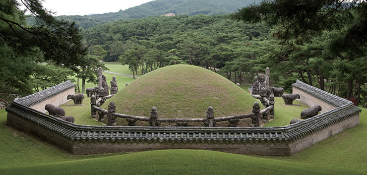 Lăng mộ vương tộc Choseon (Yeoju Kyunggi)